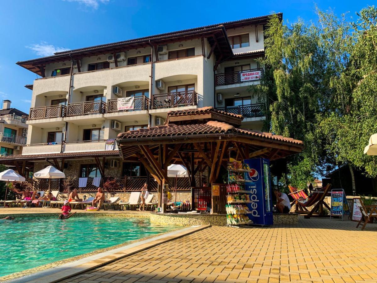Mm Complex Aparthotel Primorsko Ngoại thất bức ảnh