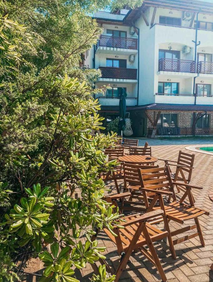 Mm Complex Aparthotel Primorsko Ngoại thất bức ảnh
