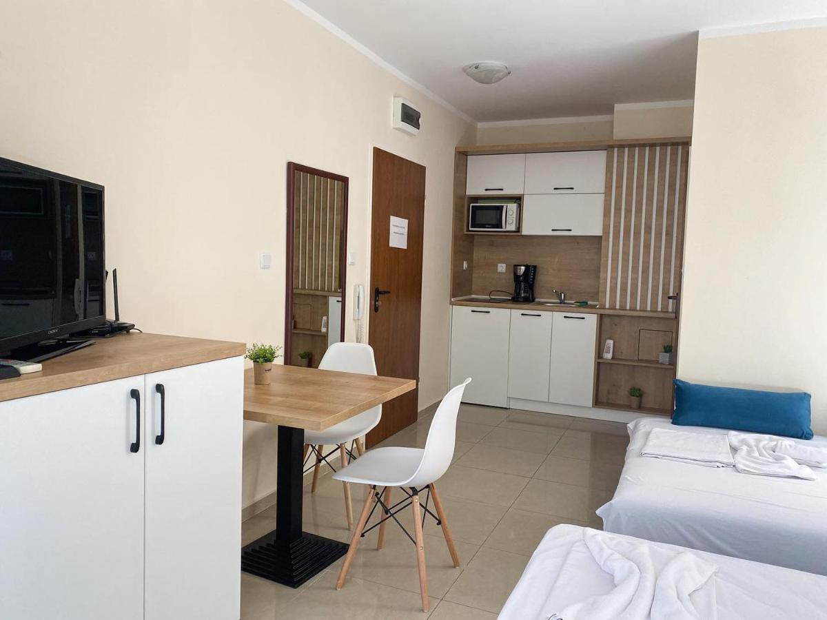 Mm Complex Aparthotel Primorsko Ngoại thất bức ảnh