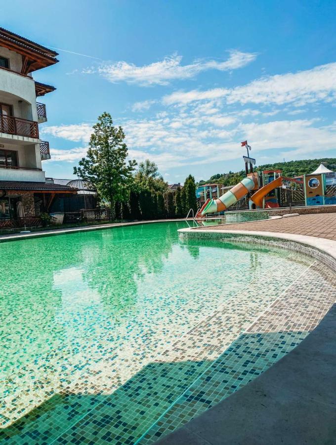 Mm Complex Aparthotel Primorsko Ngoại thất bức ảnh