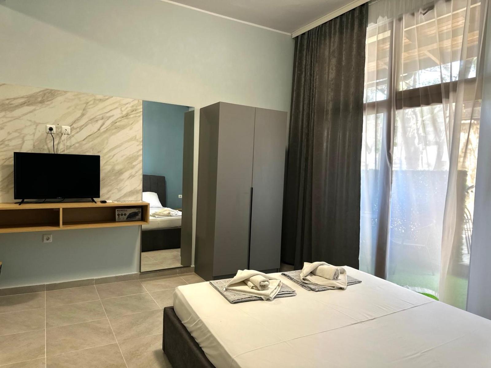 Mm Complex Aparthotel Primorsko Ngoại thất bức ảnh