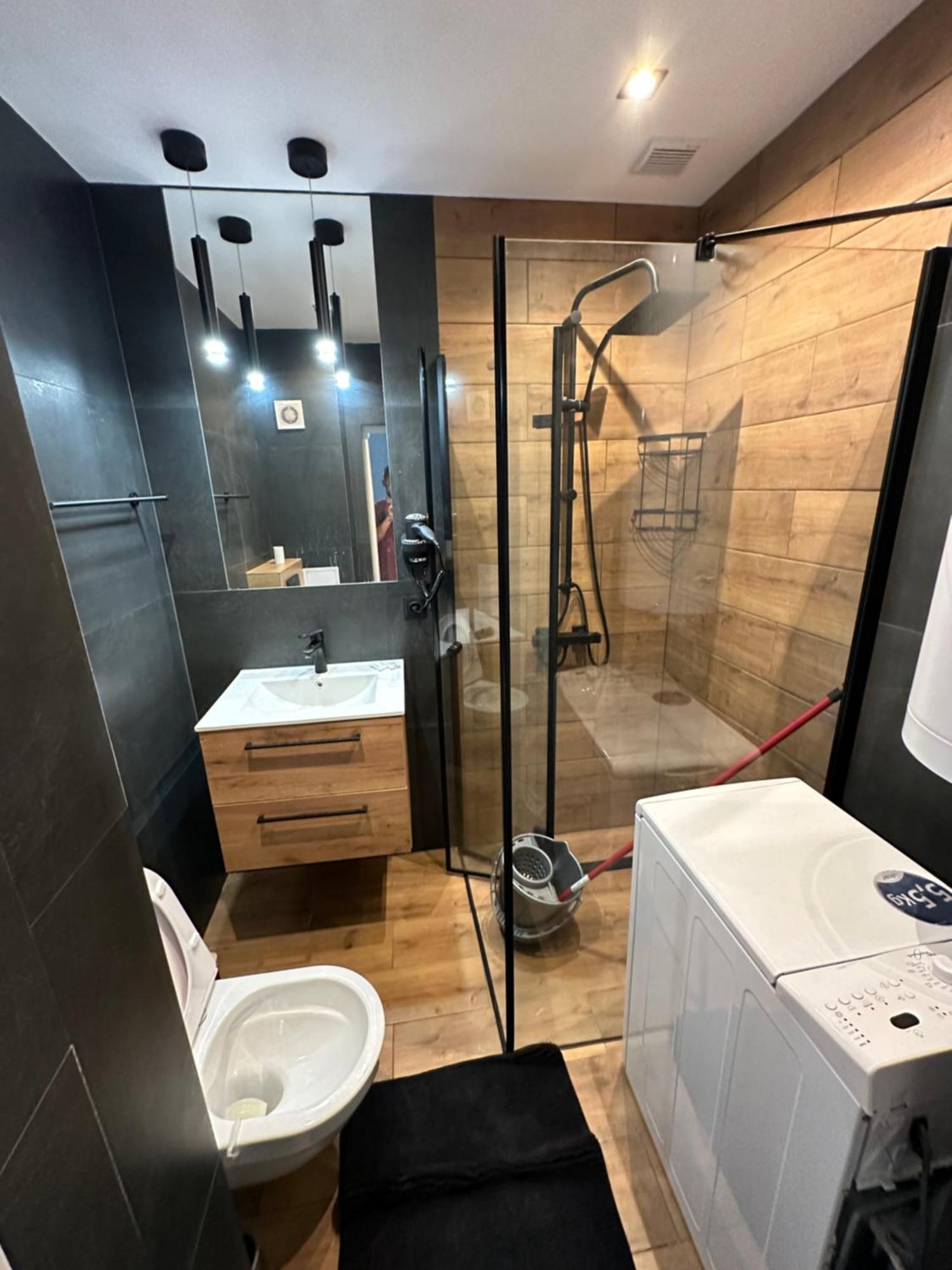 Mm Complex Aparthotel Primorsko Ngoại thất bức ảnh