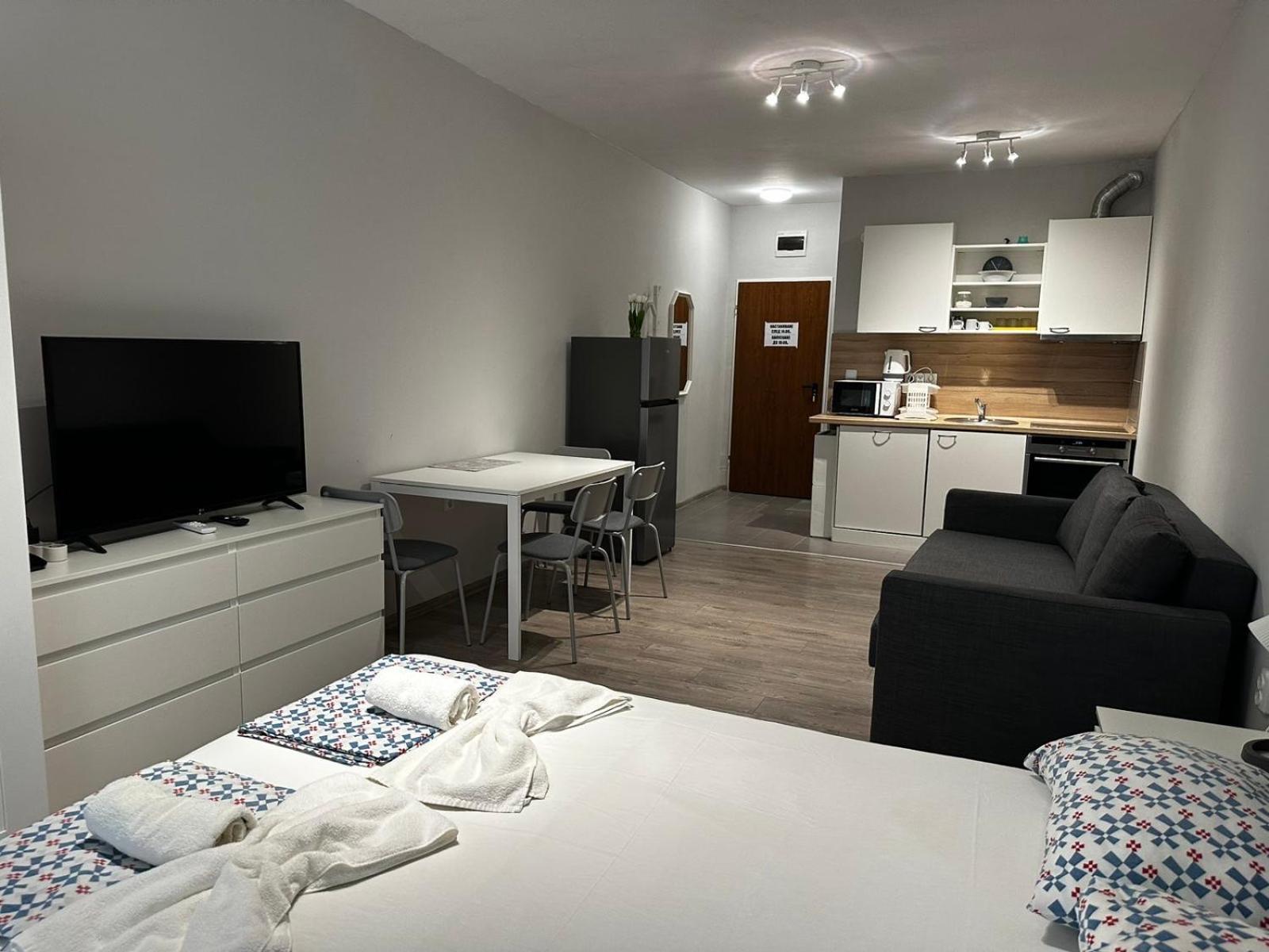 Mm Complex Aparthotel Primorsko Ngoại thất bức ảnh